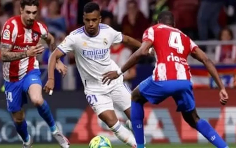 ريال مدريد يتحدى أتلتيكو مدريد بتمسكه بسلسلة اللا هزيمة في الدوري الإسباني